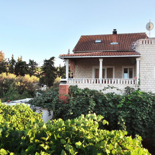 Apartmanok Parkolóhellyel Mirca, Brac - 2838 Mirca