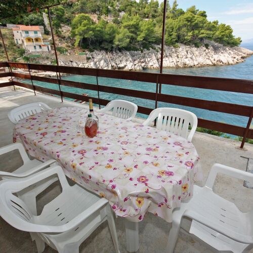 Robinzoni Apartmanok A Tenger Mellett Öböl Pobij, Hvar - 5712 Pobij
