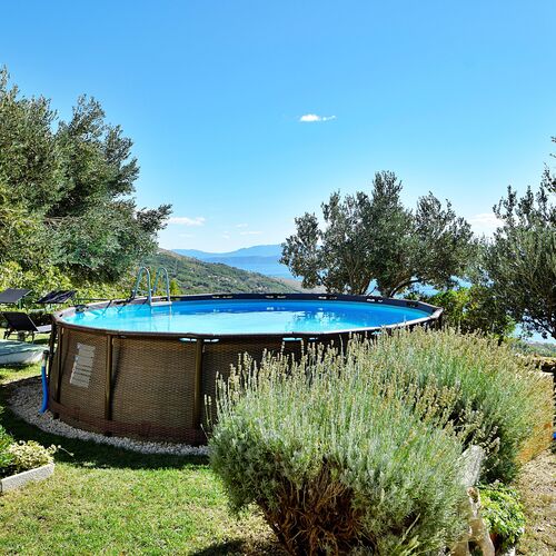 Apartmanok Családok Részére Medencével Gornji Tucepi - Podpec, Makarska - 6815 Gornji Tučepi - Podpeć