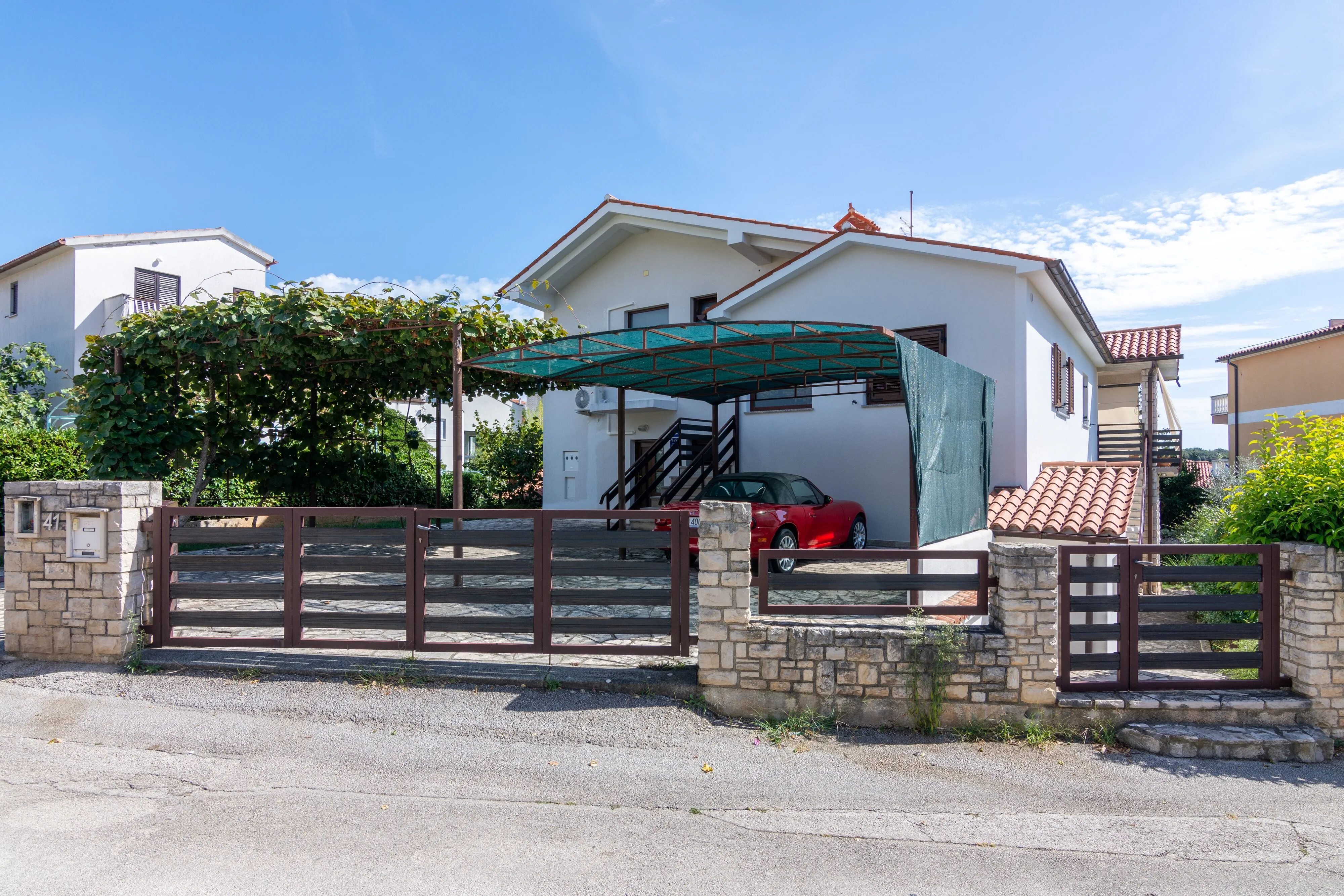 Apartments With Parking Space Pješčana Uvala, Pula - 7349 Pješčana Uvala
