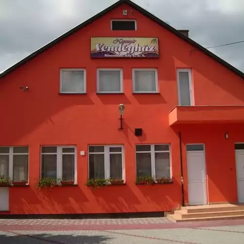 Napsugár Vendégház és Rendezvényház Kisszállá 002 kép