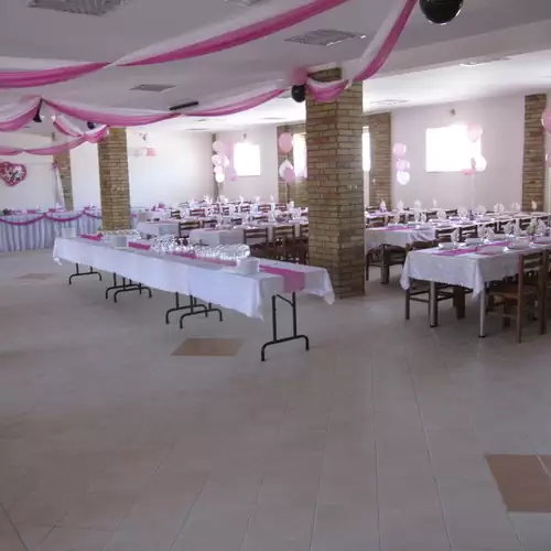 Napsugár Vendégház és Rendezvényház Kisszállá 004 kép