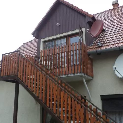 Sziszi Apartman Balatonszárszó 005 kép