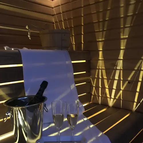 A finn szauna &eacute;jjel
