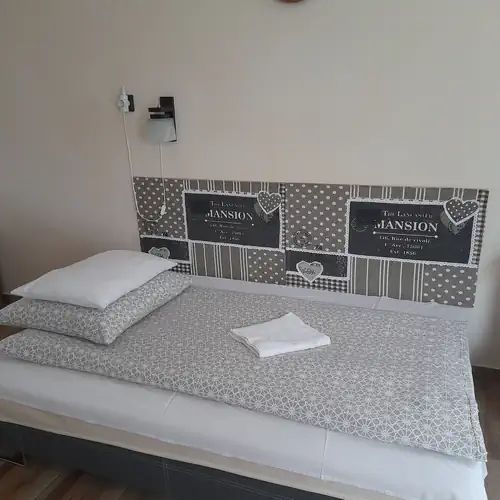 Lila Akác Apartman Tiszafüred 004 kép