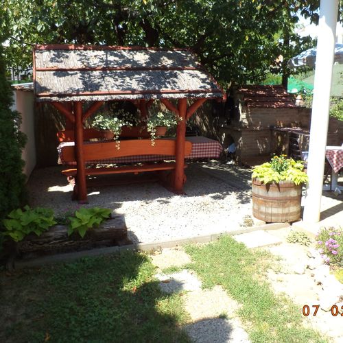Gyöngyi Apartman Hévíz  2