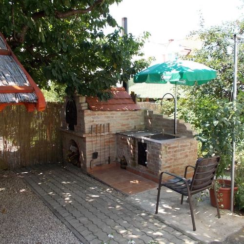 Gyöngyi Apartman Hévíz  3