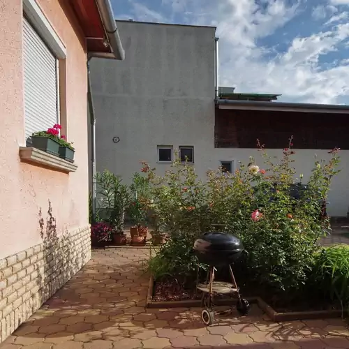 Erika Mini Apartman Gyula 002 kép