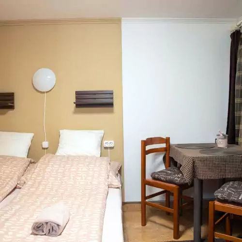 Erika Mini Apartman Gyula 006 kép