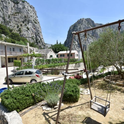 Apartment Petea Omis  4