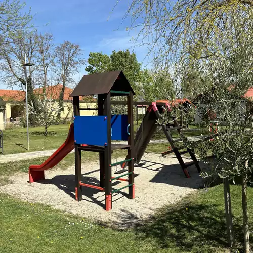 Turul Apartmanok Enying- Balatonbozsok 044 kép