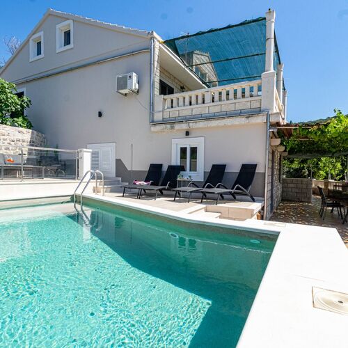 Apartmanok A Tenger Mellett Medencével Tri Zala, Korcula - 558 Tri Žala  2