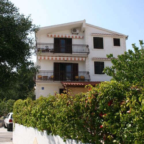 Apartmanok Parkolóhellyel Rastici, Ciovo - 2794 Rastići