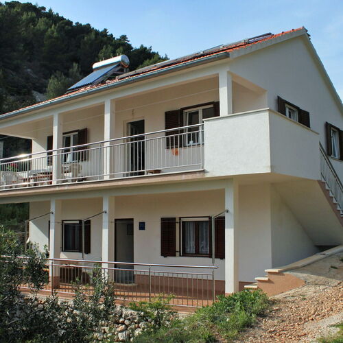 Robinzoni Apartmanok A Tenger Mellett Öböl Skozanje, Hvar - 4024 Skozanje  3