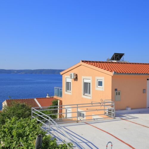 Apartmanok A Tenger Mellett Rastici, Ciovo - 4293 Rastići