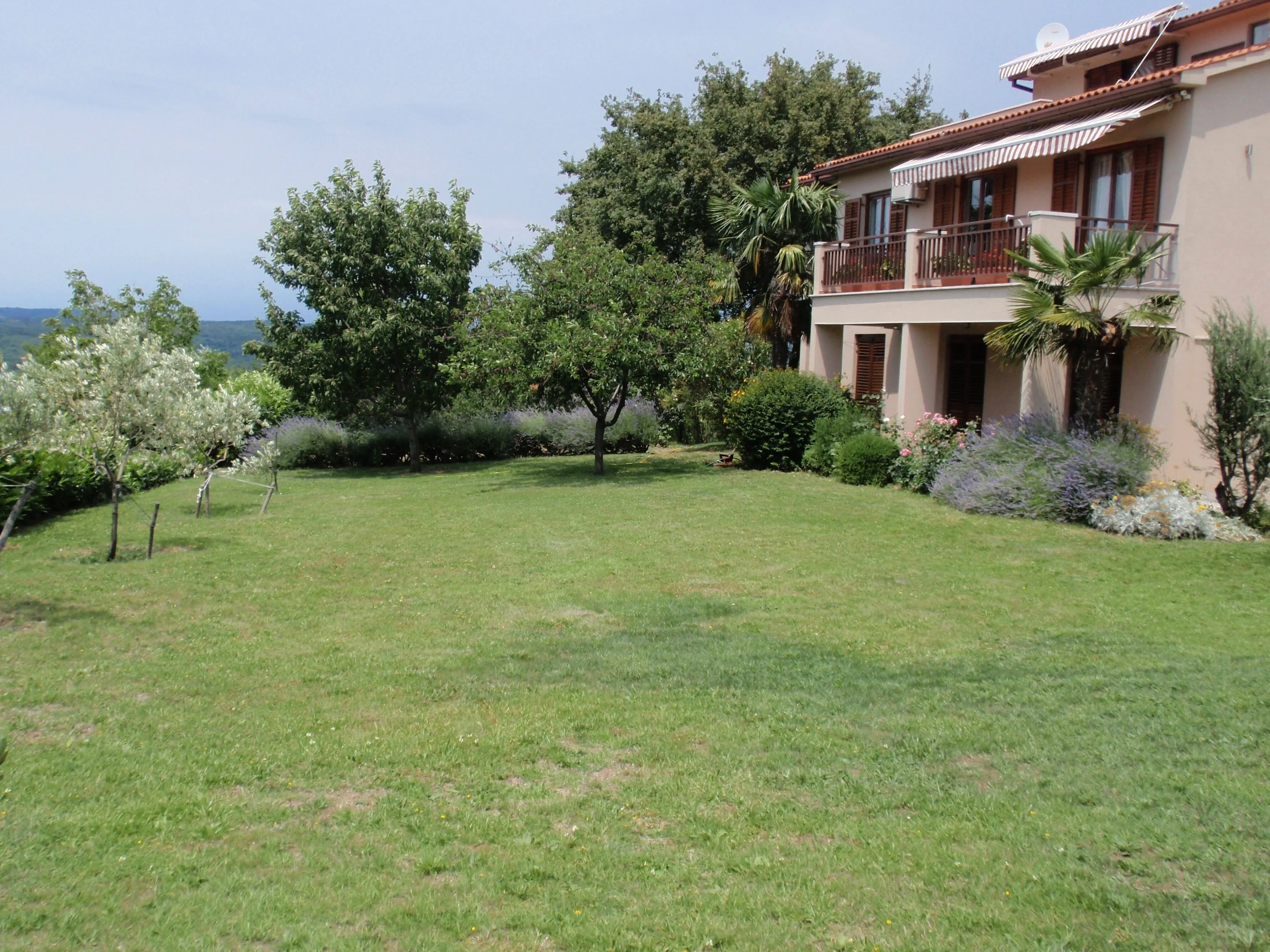 Apartments With Parking Space Presika, Labin - 7390 Presika