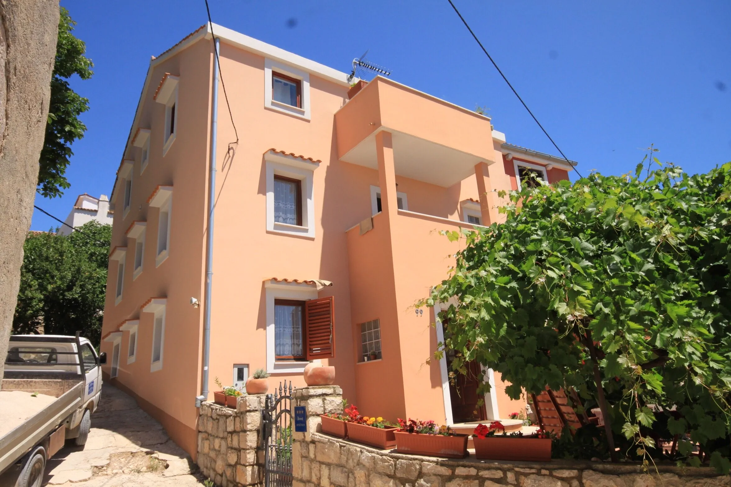Apartmanok Parkolóhellyel Cunski, Losinj - 8010 Ćunski