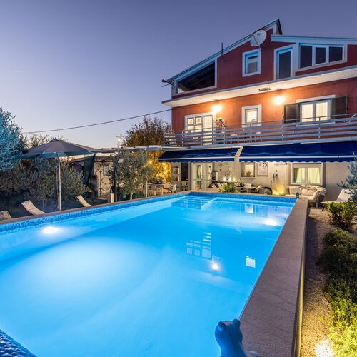 Nyaralóház Medencével Opuzen Usce Neretve - 8818