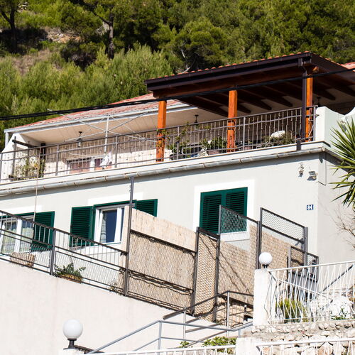 Apartmanok A Tenger Mellett Krilo Jesenice, Omis - 14459 Krilo Jesenice  2