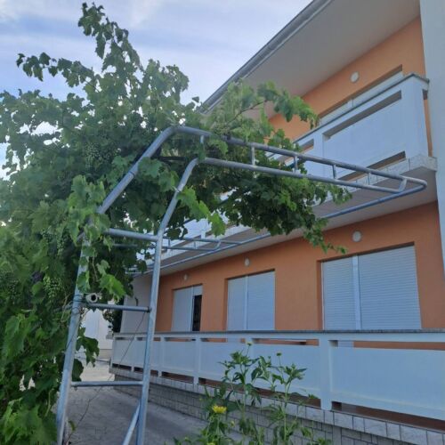 Apartmanok Parkolóhellyel Palit, Rab - 14610 Palit  2