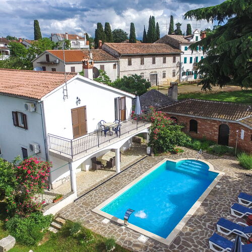 Ház Családok Részére Medencével Basarinka, Porec - 14663 Bašarinka  4
