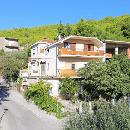 Apartmanok Parkolóhellyel Dugi Rat, Omis - 15417 Dugi Rat  2