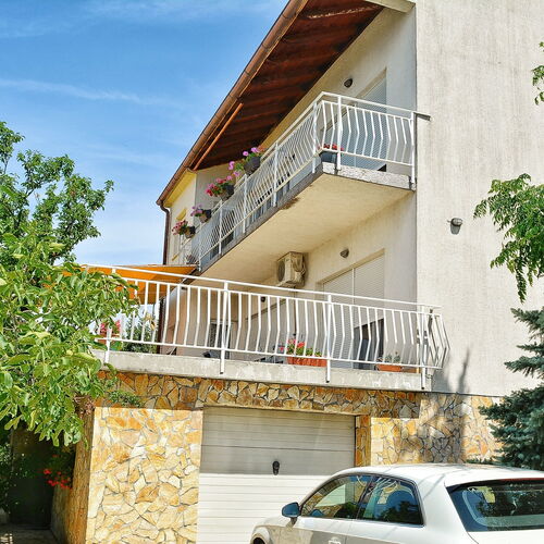 Apartmanok Parkolóhellyel Smrika, Kraljevica - 15709 Šmrika  2