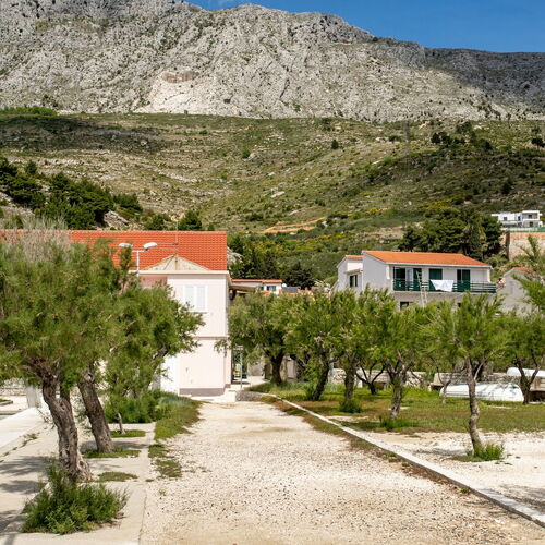 Családi Apartmanok A Tenger Mellett Duce, Omis - 8668 Duće  4