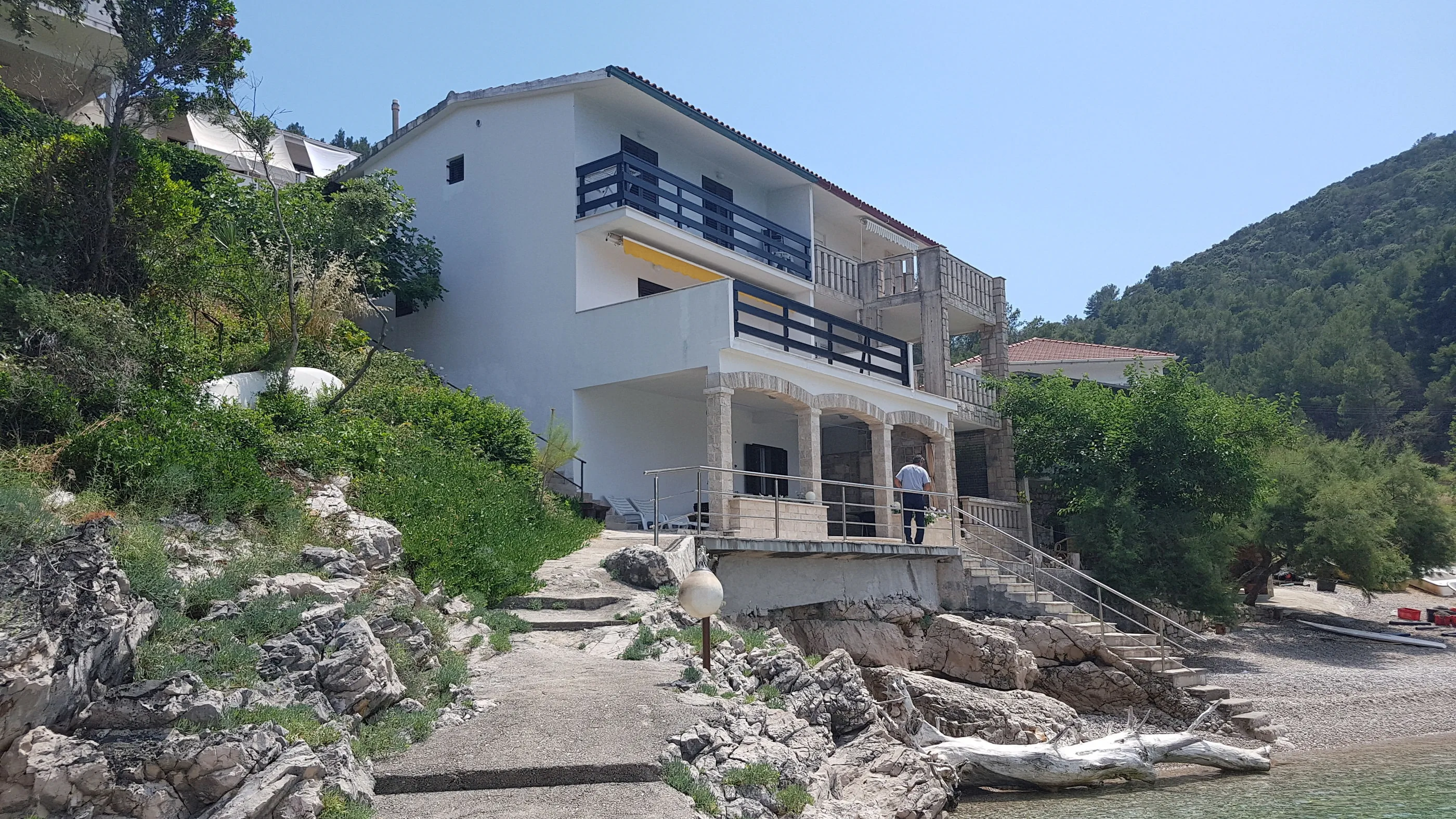 Apartments Teo i Ivana Bogomolje