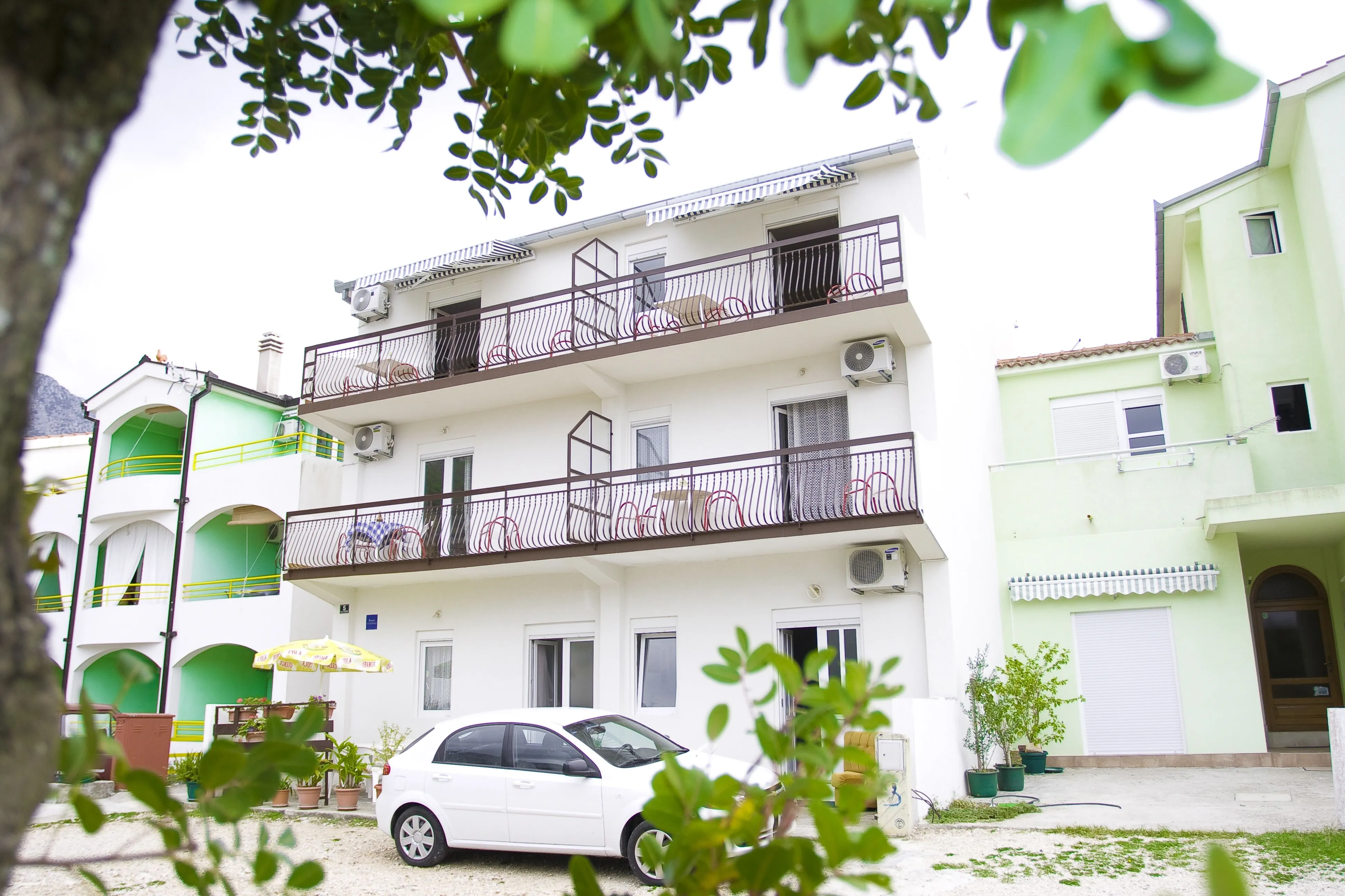 Apartments With Parking Space Podaca, Makarska - 15748 Podaca