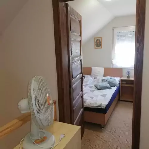 Szilvia Apartman Tiszanána-Dinnyéshát 026 kép