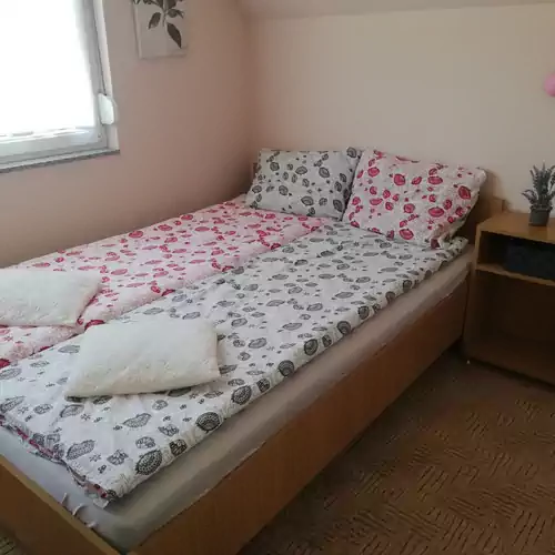 Szilvia Apartman Tiszanána-Dinnyéshát 028 kép