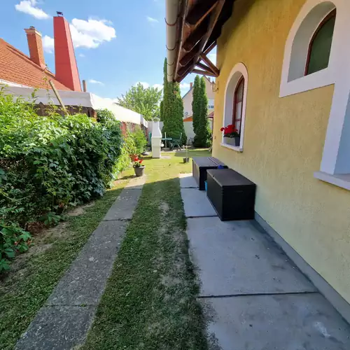 Balatoni Házikó Balatonmáriafürdő 014 kép