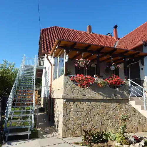 Mészáros Apartman Gyenesdiá 022 kép