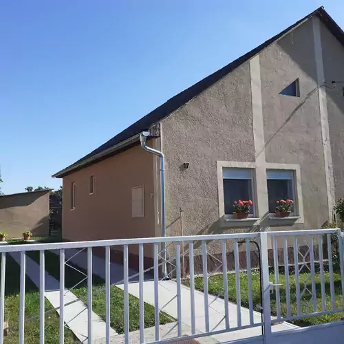 Seventeen Apartman Balatonboglár 001 kép
