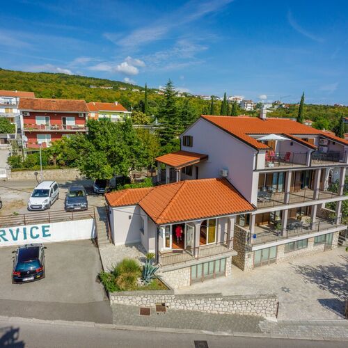 kuca izvana