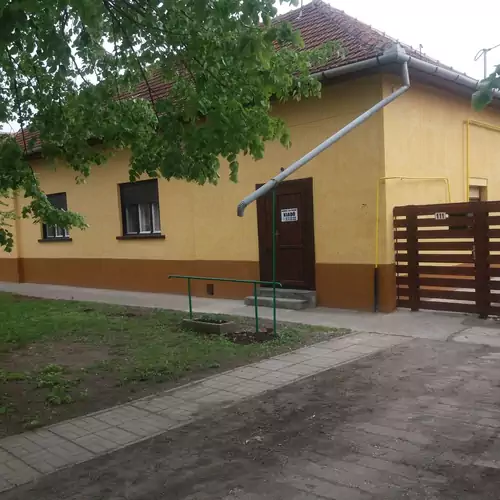 Hársfák Apartman Mezőkovácsháza 001 kép