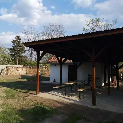 Hársfák Apartman Mezőkovácsháza 016 kép