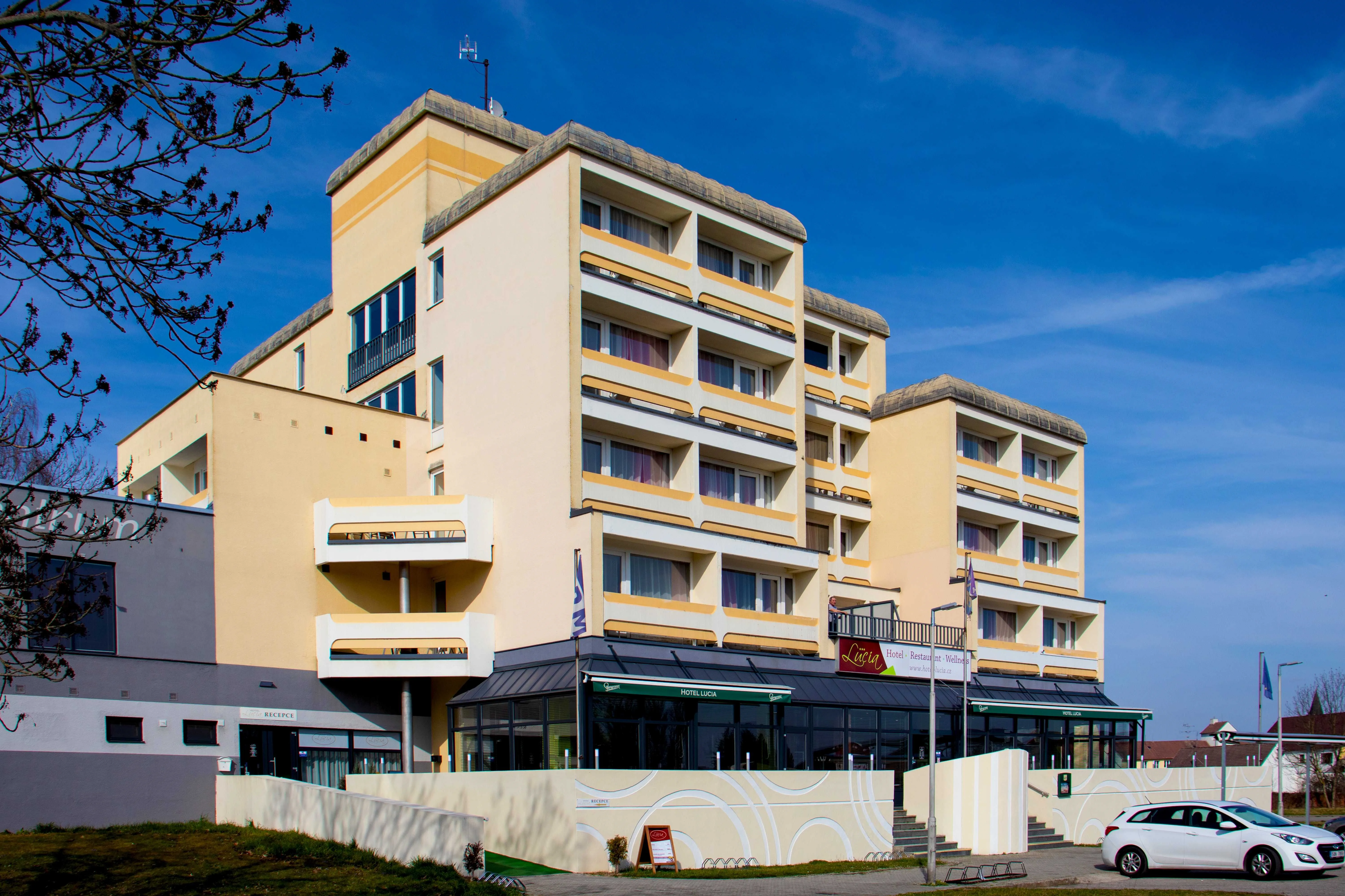 Hotel LUCIA Veselí nad Lužnicí