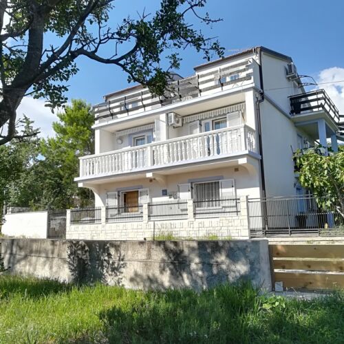 Apartmanok Parkolóhellyel Novi Vinodolski - 15292  2
