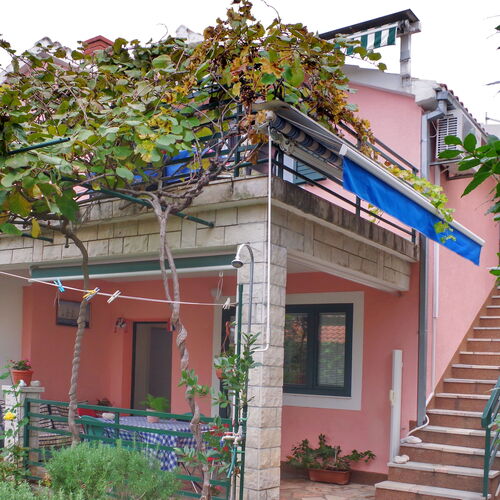 Apartmanok Parkolóhellyel Rogoznica - 15876  2