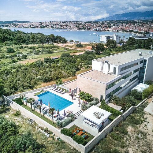 Apartmanok Családok Részére Medencével Novalja, Pag - 15882 Novalja  2