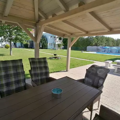 Harangvirág Apartmanház Siófok 010 kép