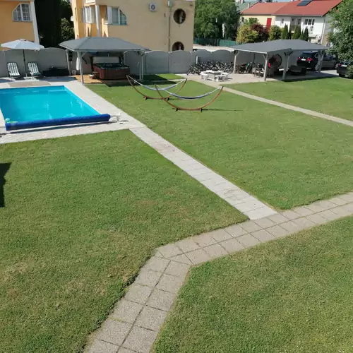 Harangvirág Apartmanház Siófok 011 kép