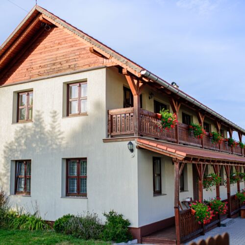 Pensiunea Vendégváró Lupeni