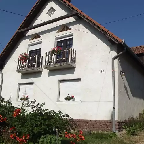 Szilvia Apartman Szigliget 001 kép