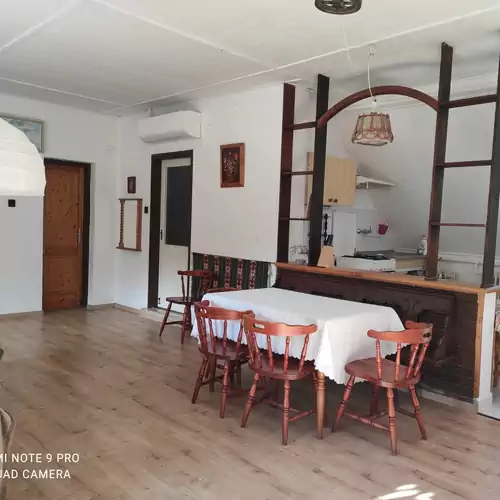 Szilvia Apartman Szigliget 004 kép
