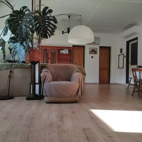 Szilvia Apartman Szigliget 002 kép