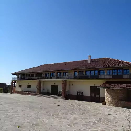 Ebner Pince Panzió Mozsgó 011 kép