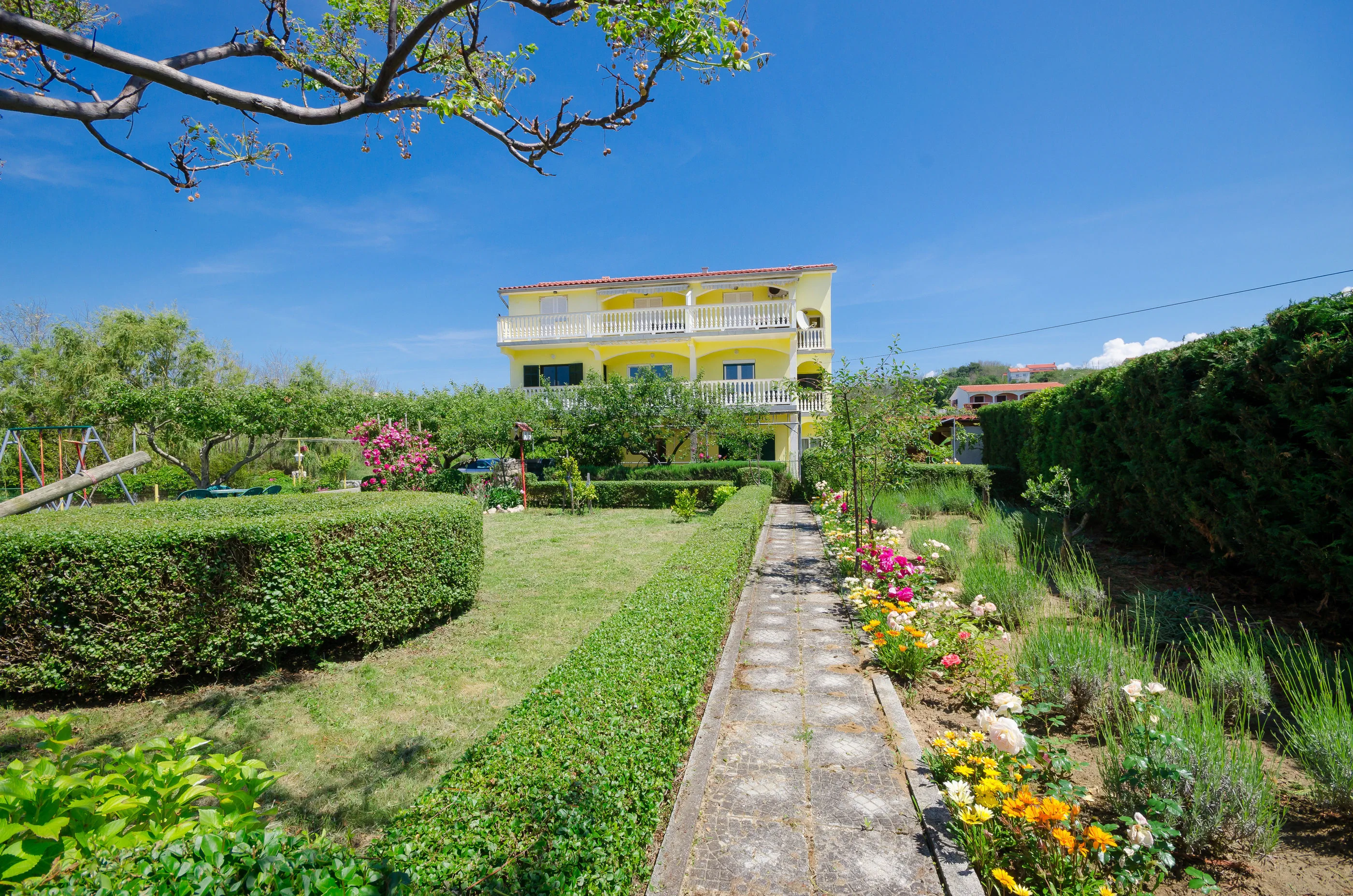 Apartments Boza Lopar